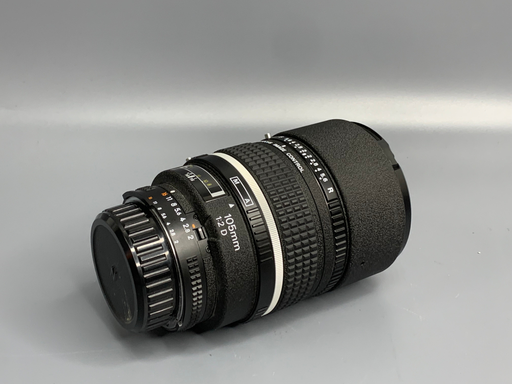Nikon 105mm 2D AF DC-Nikkor