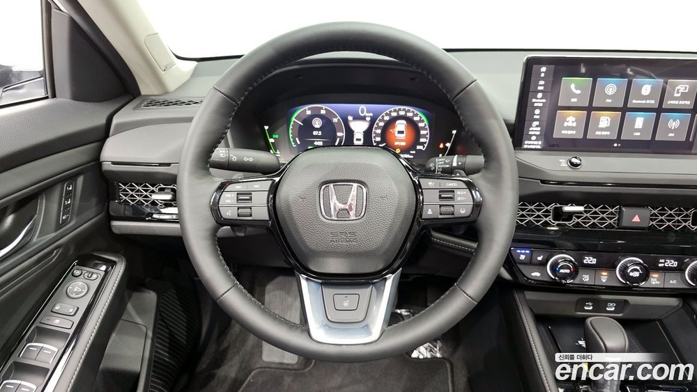Honda Accord 11 Generation 2.0 Hybrid Touring (12.2023)