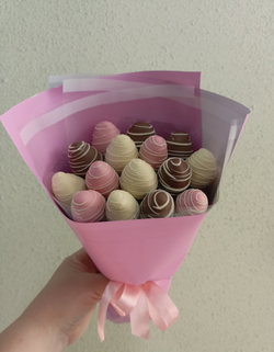 Букет из клубники в шоколаде