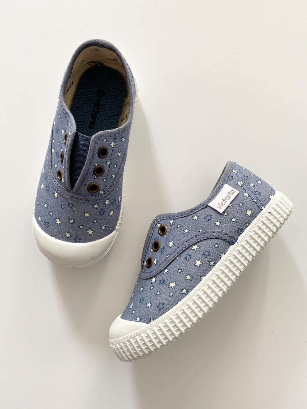 Слипоны Victoria