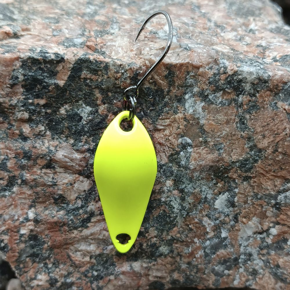 Блесна Micro Atom 2.5 гр Col:022