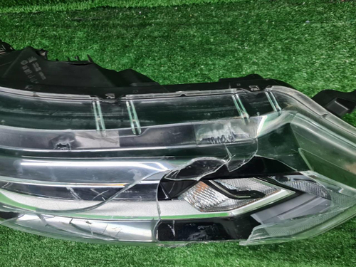 Битая Фара правая Nissan Qashqai 2 j11 (17-23) галоген
