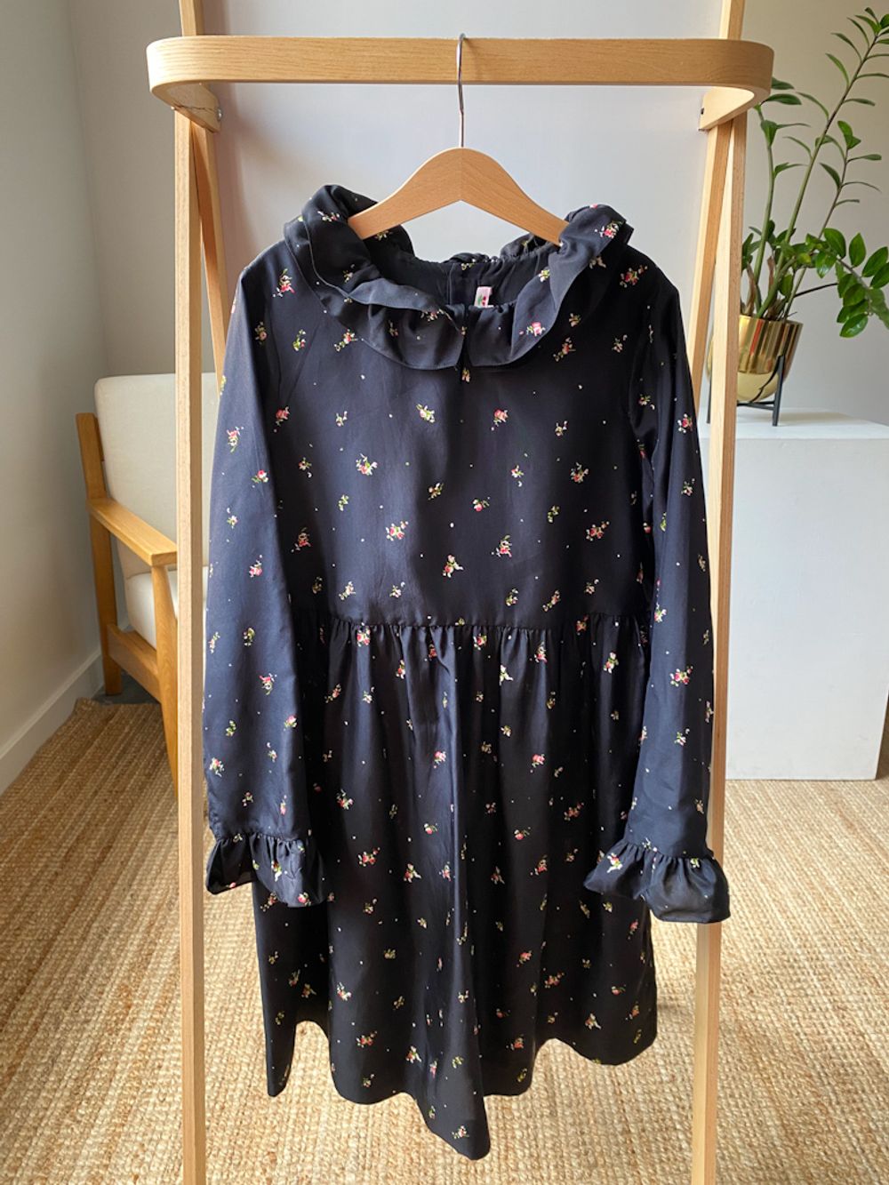 Шелковое платье Bonpoint, 152