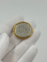 Накладка на пуговицу с рыбкой