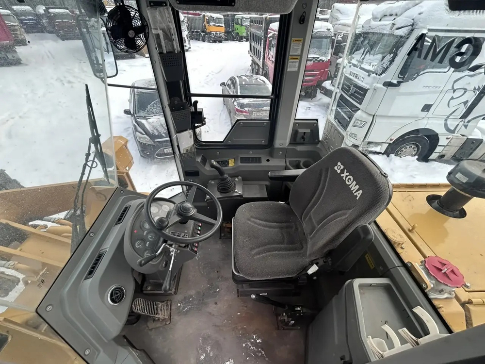 XGMA XG931* Фронтальный погрузчик XG931N (Дизельный, 6,5 л, 125 л.с., АТ)