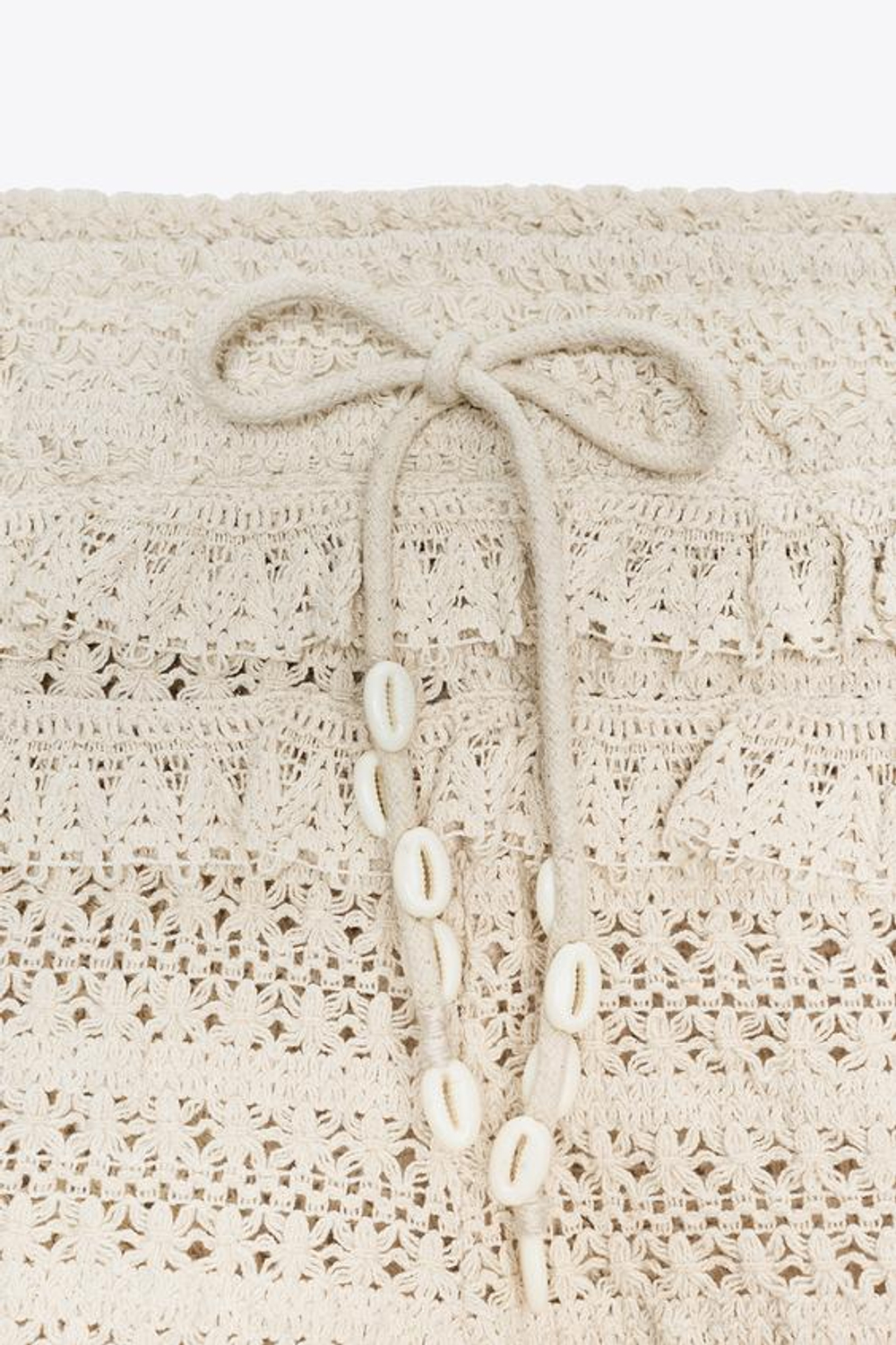 ZARА ШОРТЫ КРОШЕ С ВОЛАНАМИ, ЭКРЮ