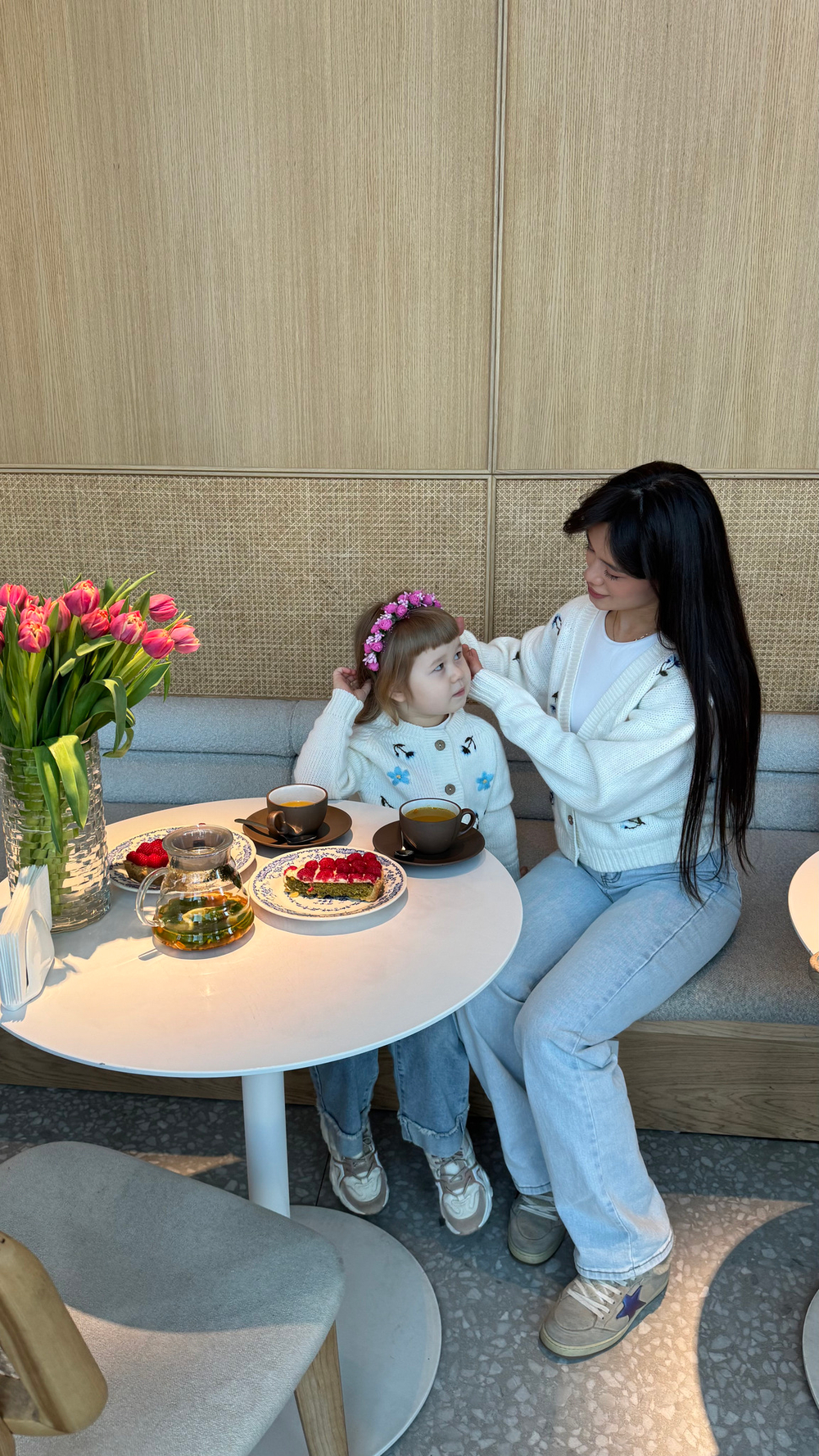 Кардиган с цветами взрослый