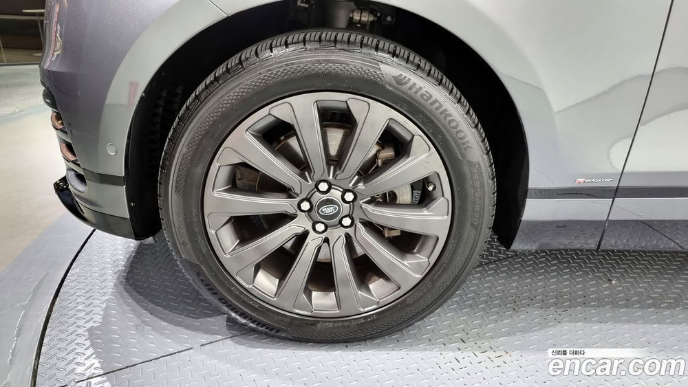 Land Rover Range Rover Bella 3.0 D300 R-Dynamic SE (12.2019)