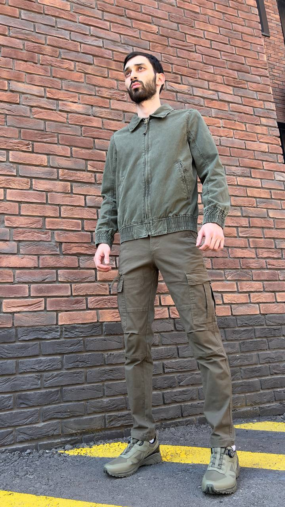 Куртка-бомбер олива