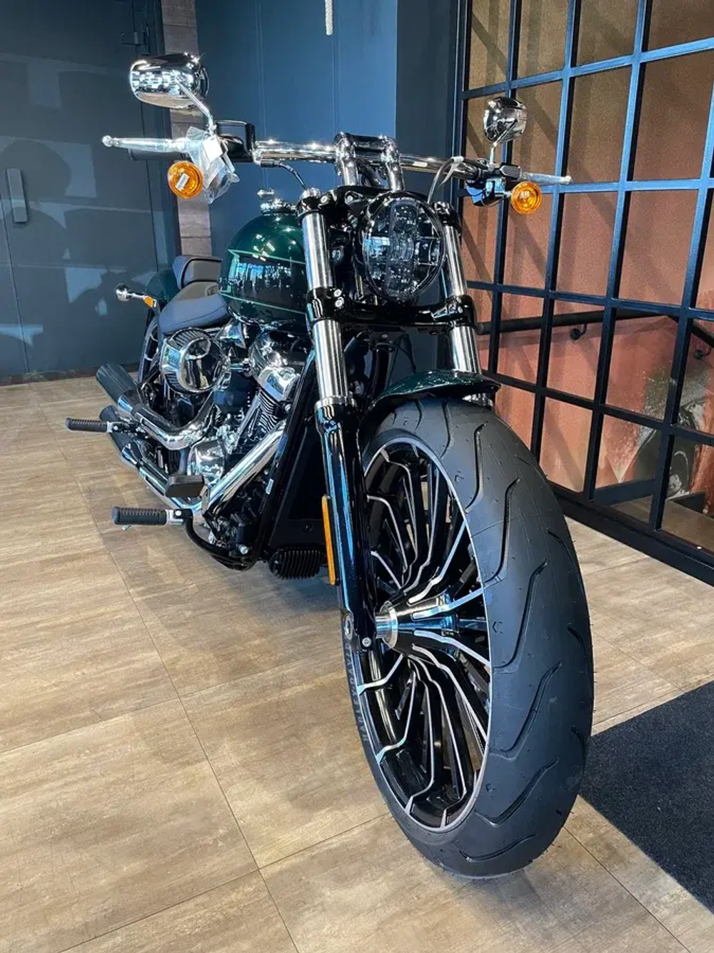 BREAKOUT 117 alpine green