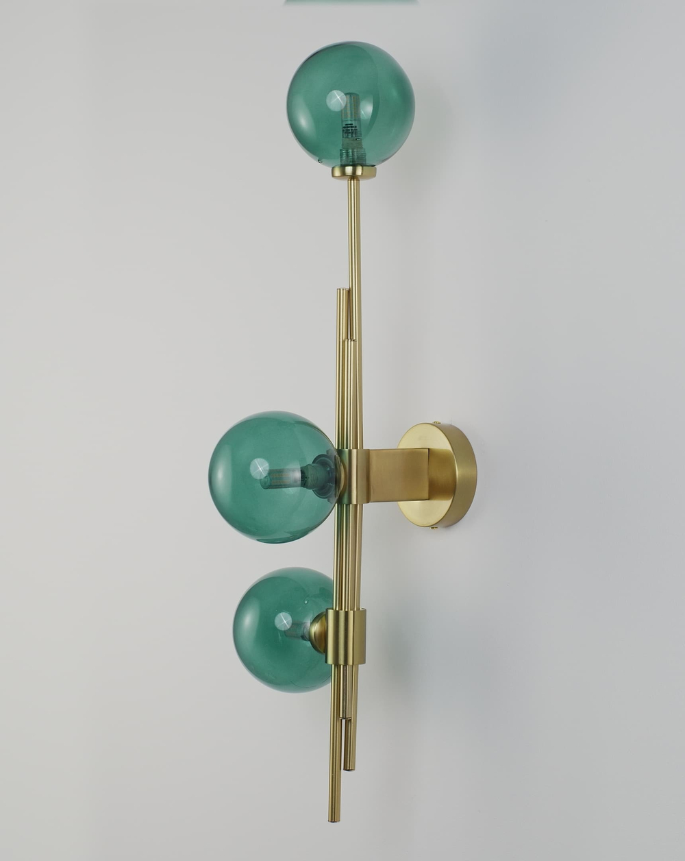 Светильник настенный Moderli V10250-3W Sience