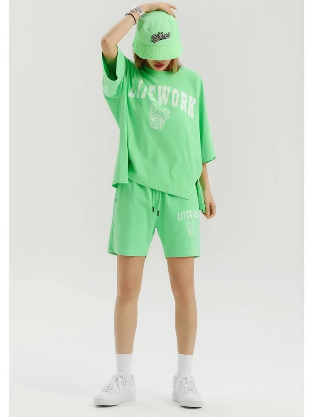 Пигментные шорты с логотипом университета