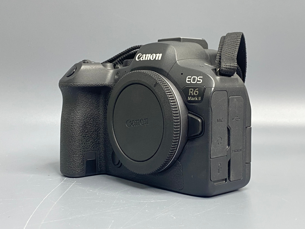Canon R6 Mark II 36000 кадров