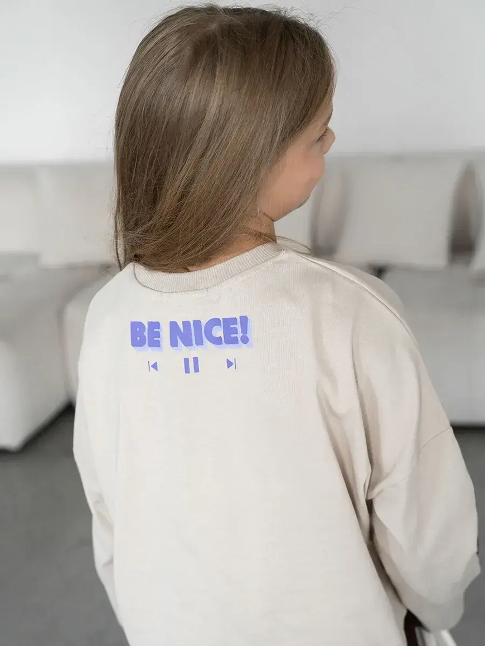 Костюм для девочки демисезонный