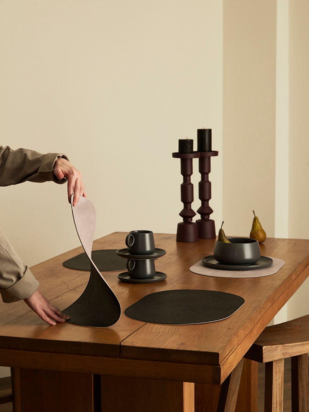 Набор из 4-х двухсторонних сервировочных салфеток Pool, 30х45 см, черный/светло-серый