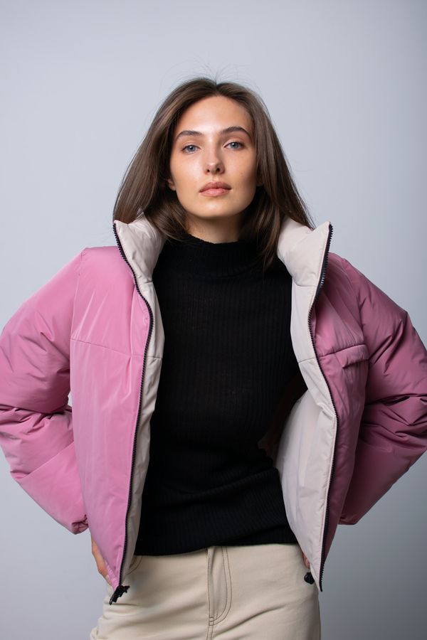 Пуховик Short двухсторонний AW016 беж/пурпурно-розовый - фото 3