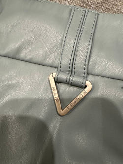 Костюм M.Reason