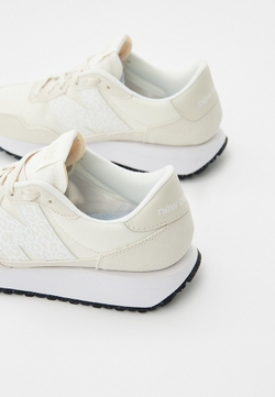 Кроссовки женские NEW BALANCE 237