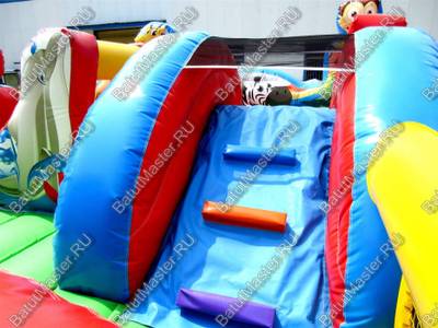 Коммерческий надувной батут "Царство зверей", размер 5*5*3,3 м