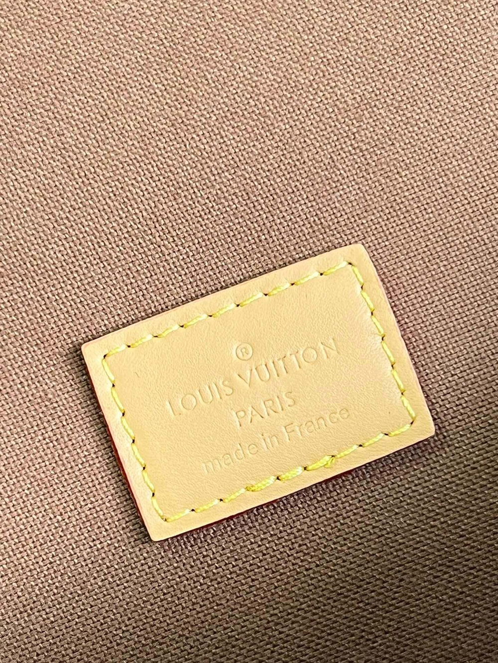Louis Vuitton Messenger Bosphore PM