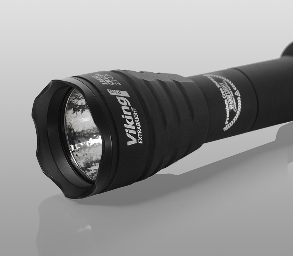 Тактический мощный фонарь Armytek Viking Pro F01903BC (Белый свет, 1800 OTF)