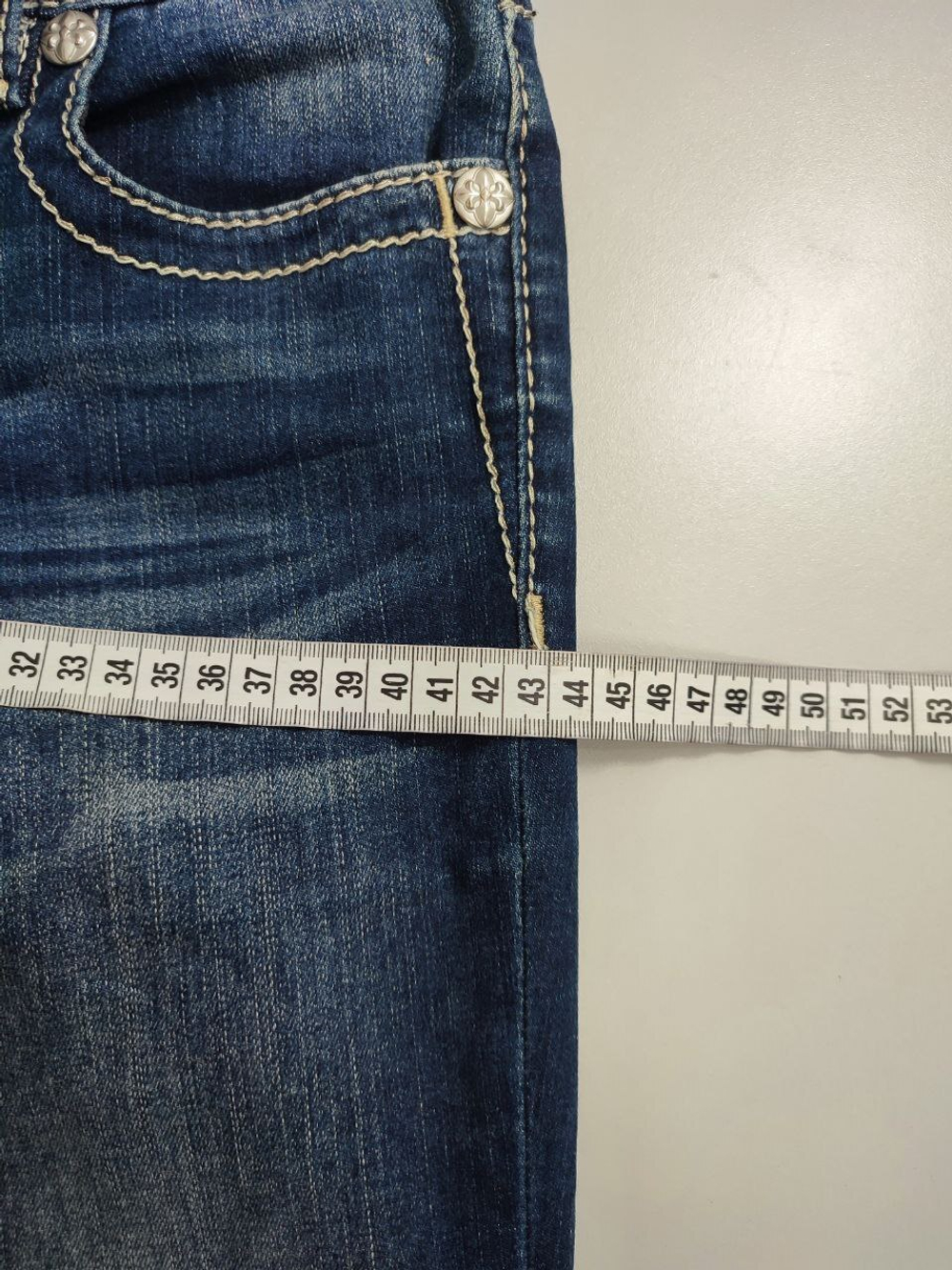 Джинсы Miss Me зауженные 42 размер