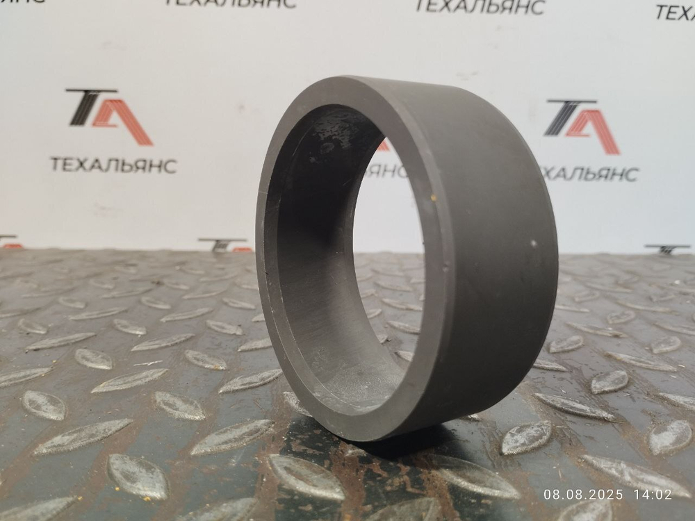 Втулка 20Y-70-32361