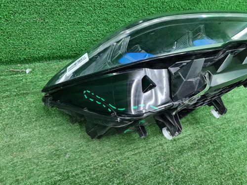 Битая Фара правая BMW X5 G05 X6 G06 (18-23) Laser