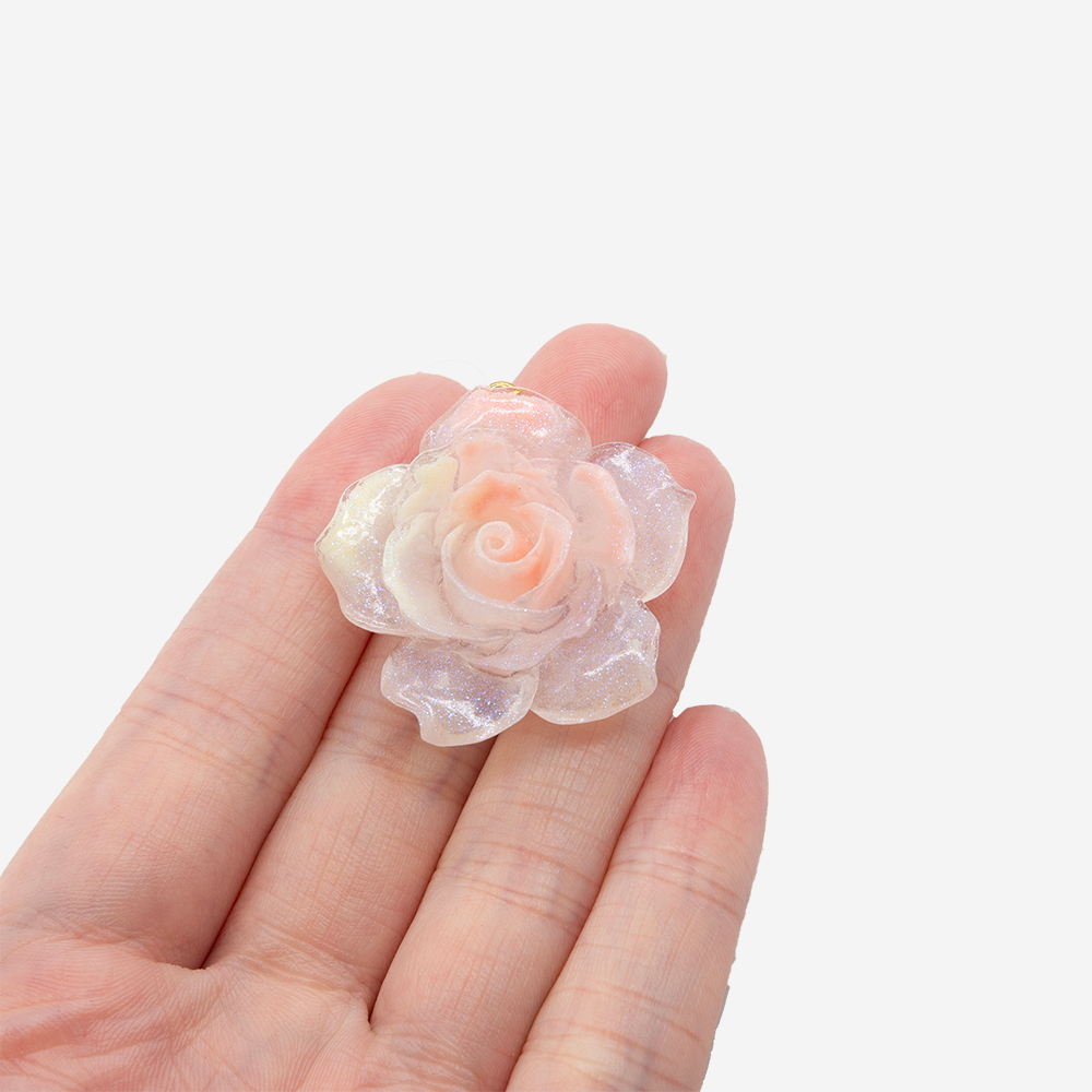 Подвеска "Роза", 33*34мм, розово-кремовая, акрил