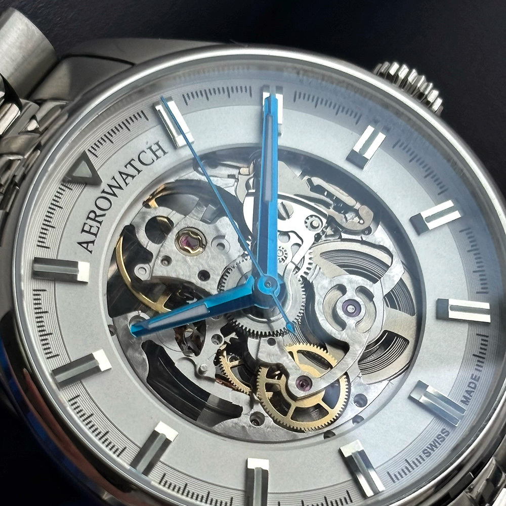 Aerowatch 60996 AA02 SQ M
