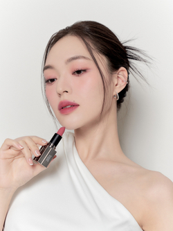 MUZIGAE MANSION Moodwear Blur Lipstick - Матовая помада для губ, увлажняющая оттенок 006 Ruffle, 4 g