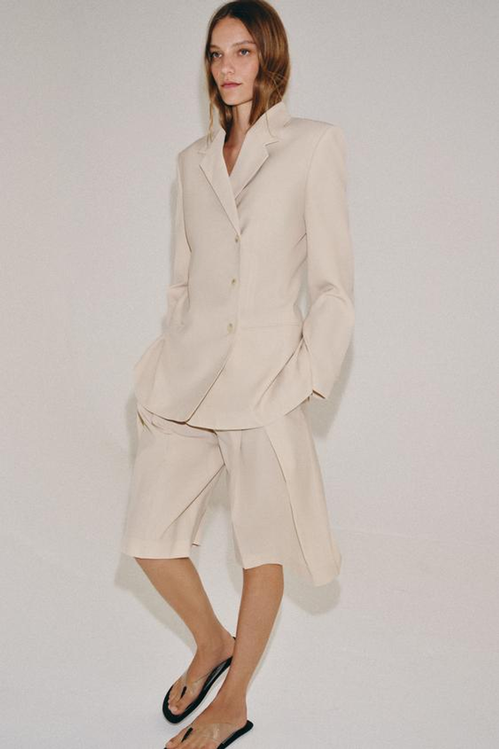 ZARA ШОРТЫ С ЗАЩИПАМИ ИЗ ШЕРСТИ — ZW COLLECTION LIMITED EDITION, БЕЖЕВЫЙ