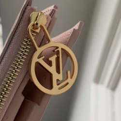 Louis Vuitton Lisa Wallet