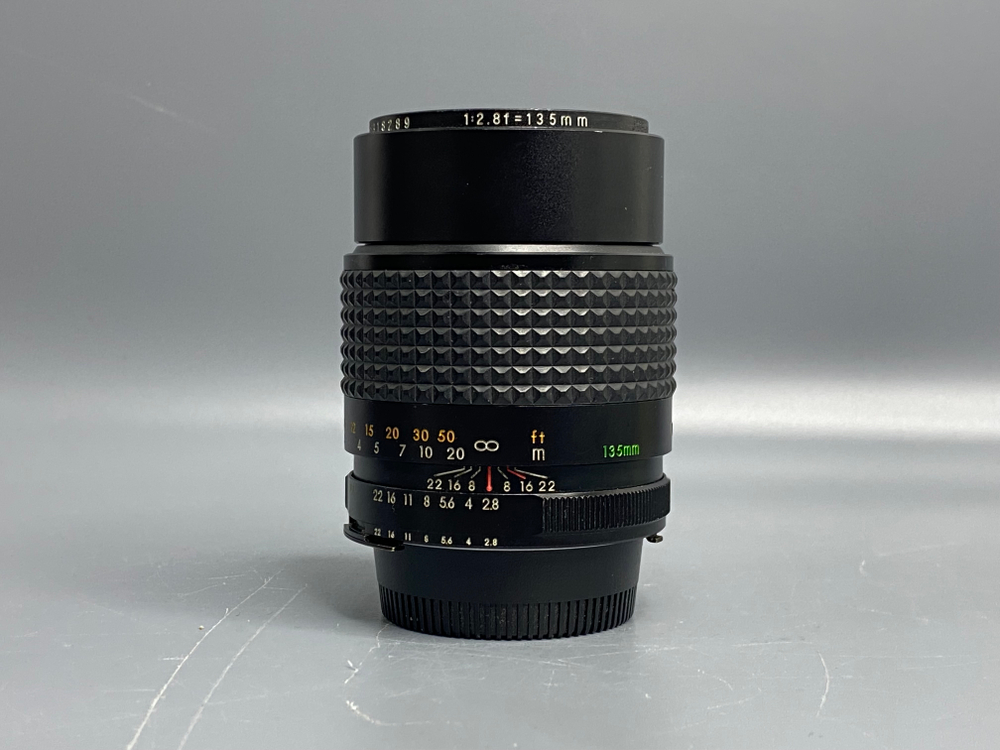 JCPenney Multi-Coated Optics 135 мм f/2.8 Nikon F внутри грибок