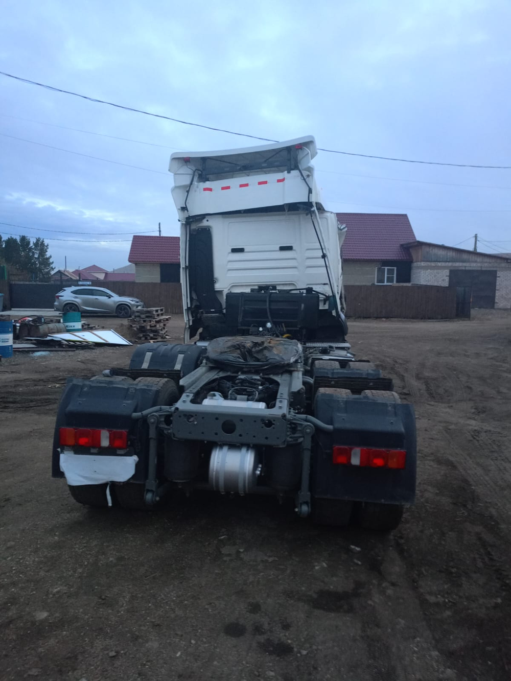 SITRAK C7H 6x4 Седельный тягач ZZ4256V364HE (Дизельный, 12,4 л, 540 л.с., МТ)