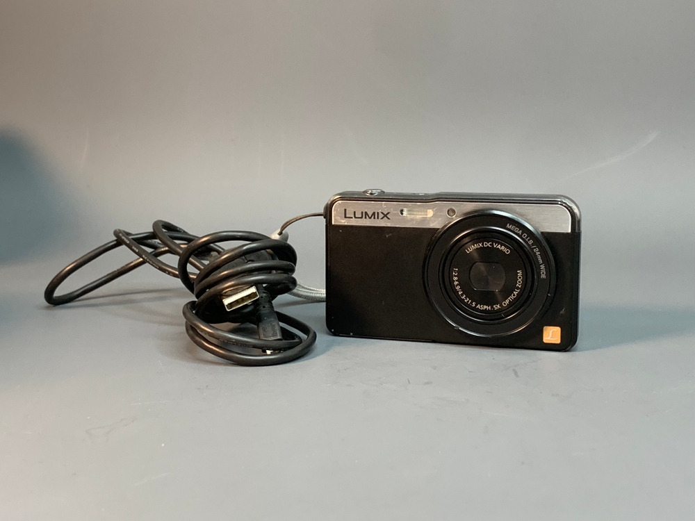 Panasonic Lumix DMC-XS3