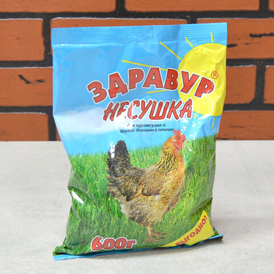 Добавка кормовая Здравур Несушка Премикс 600г