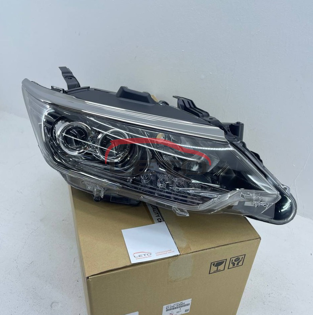 Фара правая 81145-33G40 8114533G40