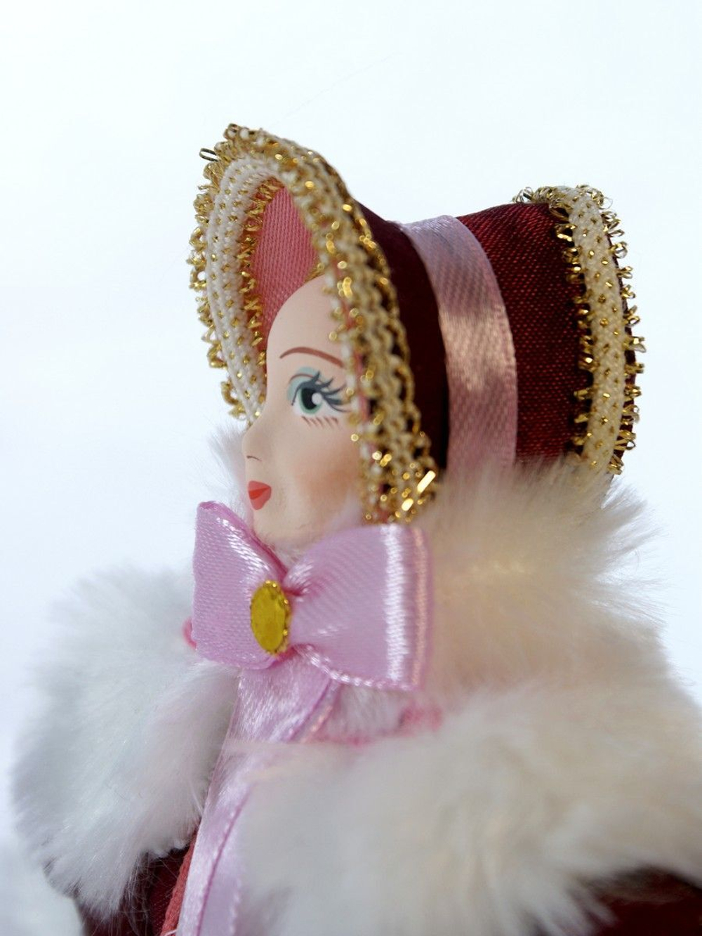 Кукла коллекционная Петербурженка