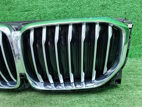 Решетка радиатора BMW X5 G05 (2018-2023)