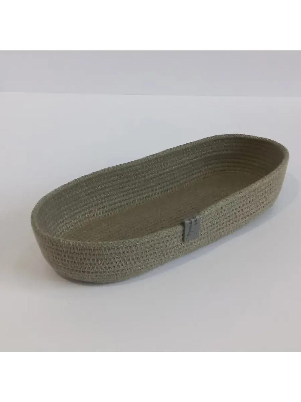 Корзинка для хранения плетеная