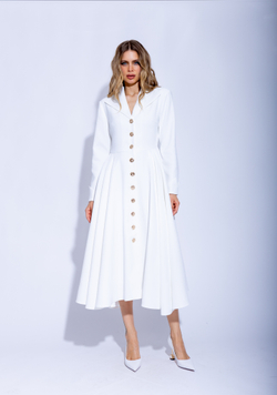 Женское белое платье миди на пуговицах