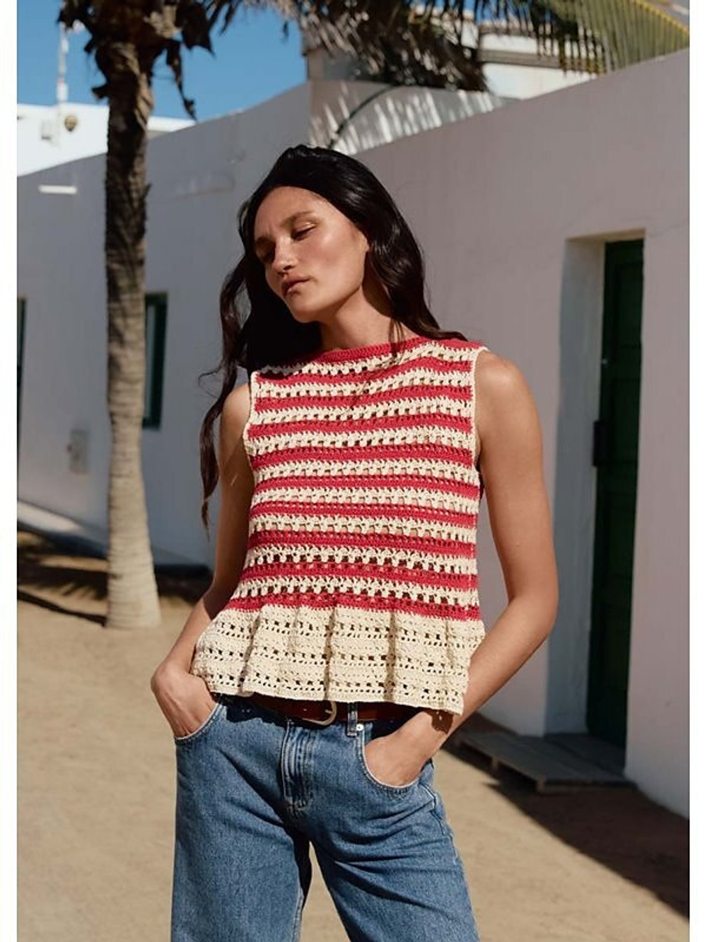 Топ крючком с воланом "Setapura"