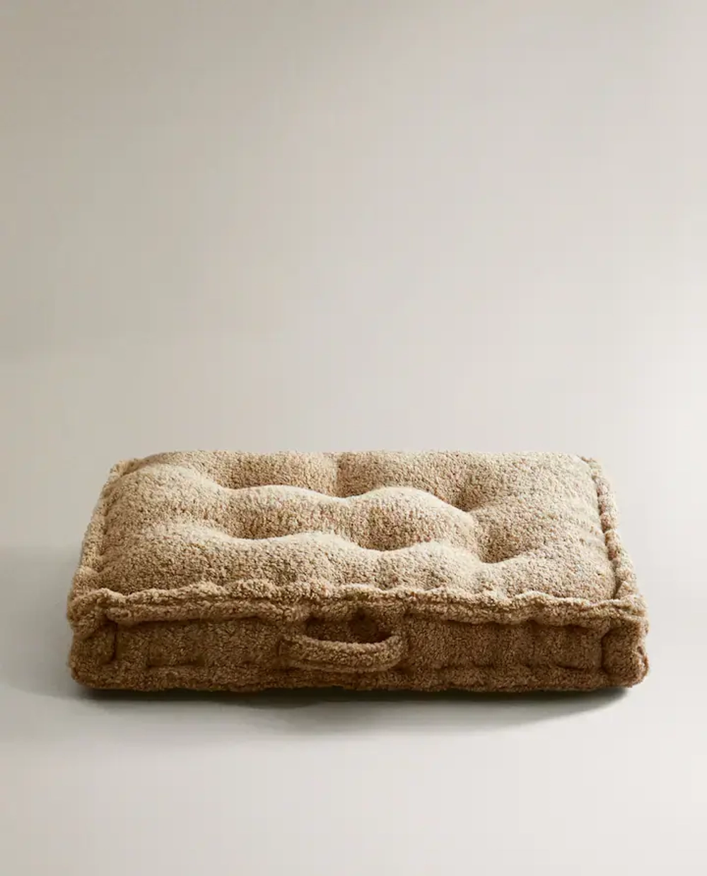 ZARA HOME ПОДУШКА ДЛЯ ДОМАШНИХ ЖИВОТНЫХ С ИСКУССТВЕННЫМ МЕХОМ