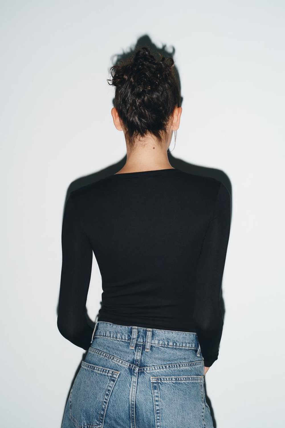 ZARA ФУТБОЛКА С ДЛИННЫМИ РУКАВАМИ, ЧЕРНЫЙ