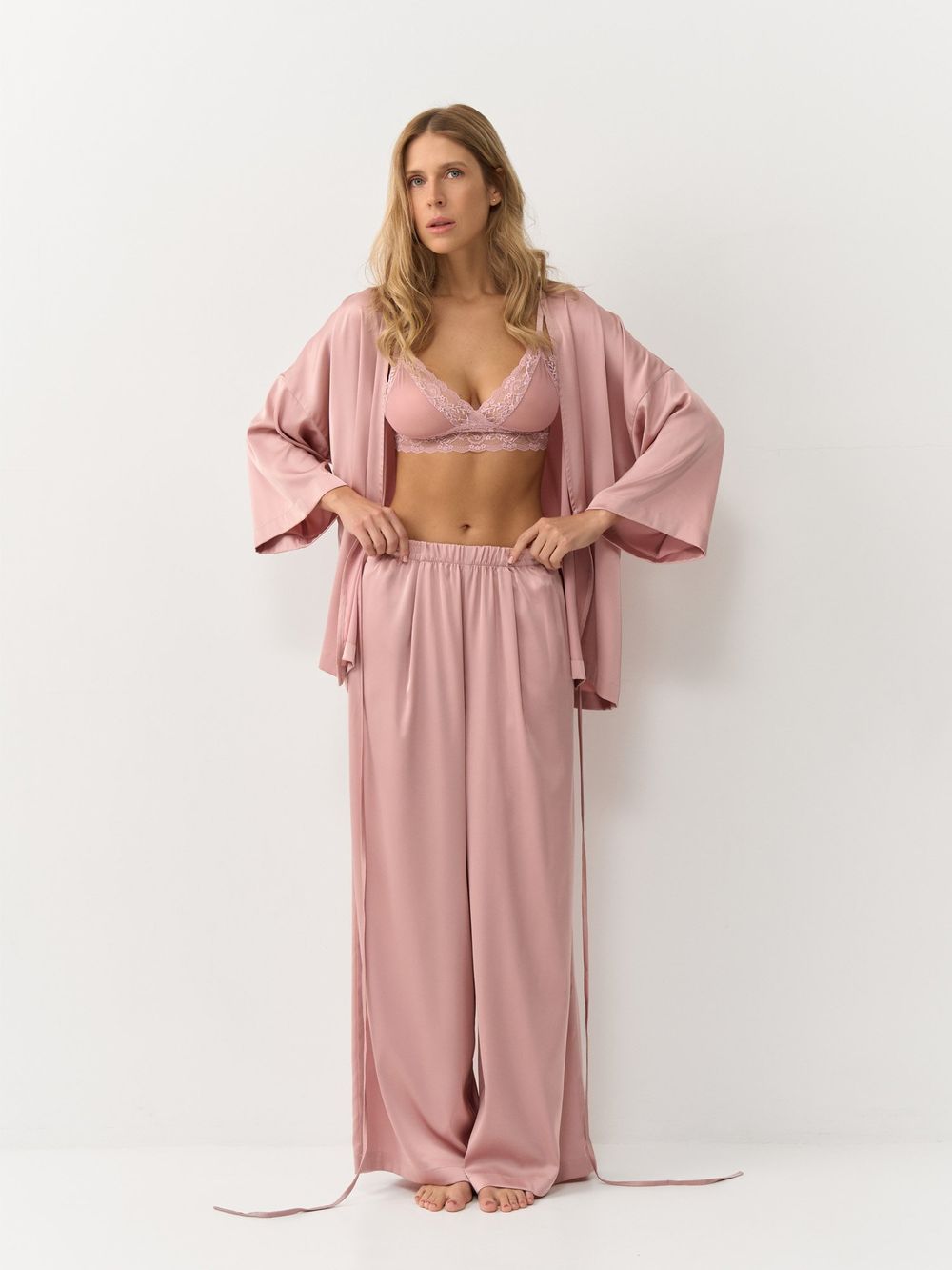 Комплект в пижамном стиле "Пыльная роза" женский