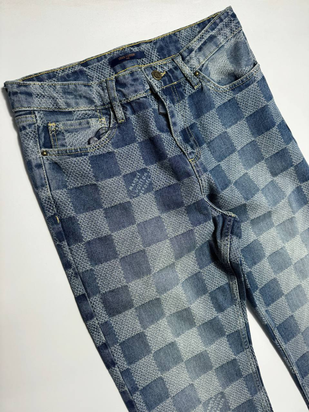 Джинсы Louis Vuitton