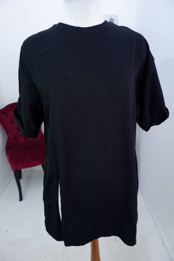 Футболка Gloria Jeans с разрезом, маркировка S-М, визуально на 44/46 размер