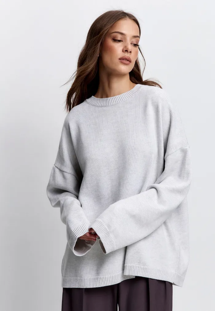 Джемпер с хлопком светло-серого цвета