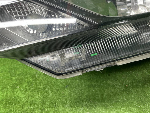 Фара левая Lada Granta (2018-н.в.) галоген